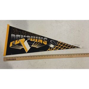 NHL Pittsburgh Penguins Vintage Circa 1990's Team Logo Hockey Pennant